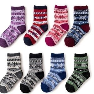 New lot of 4 warm thick kid’s socks
